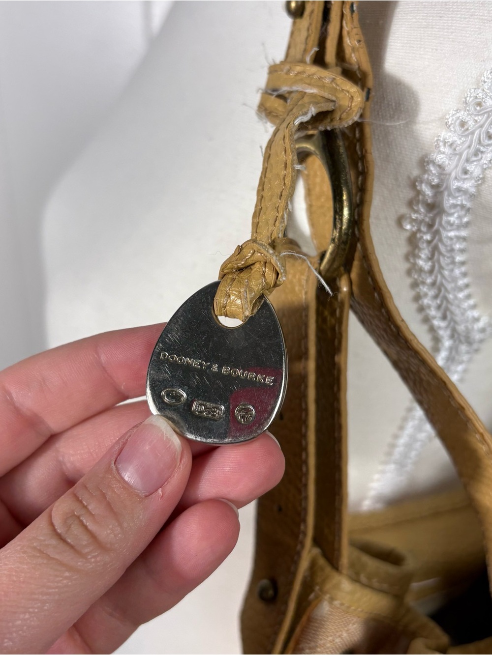 Vintage 90s Dooney & Bourke Brown Canvas Monogram Logo Bucket Hobo Bag *READ* - Picture 3 of 13